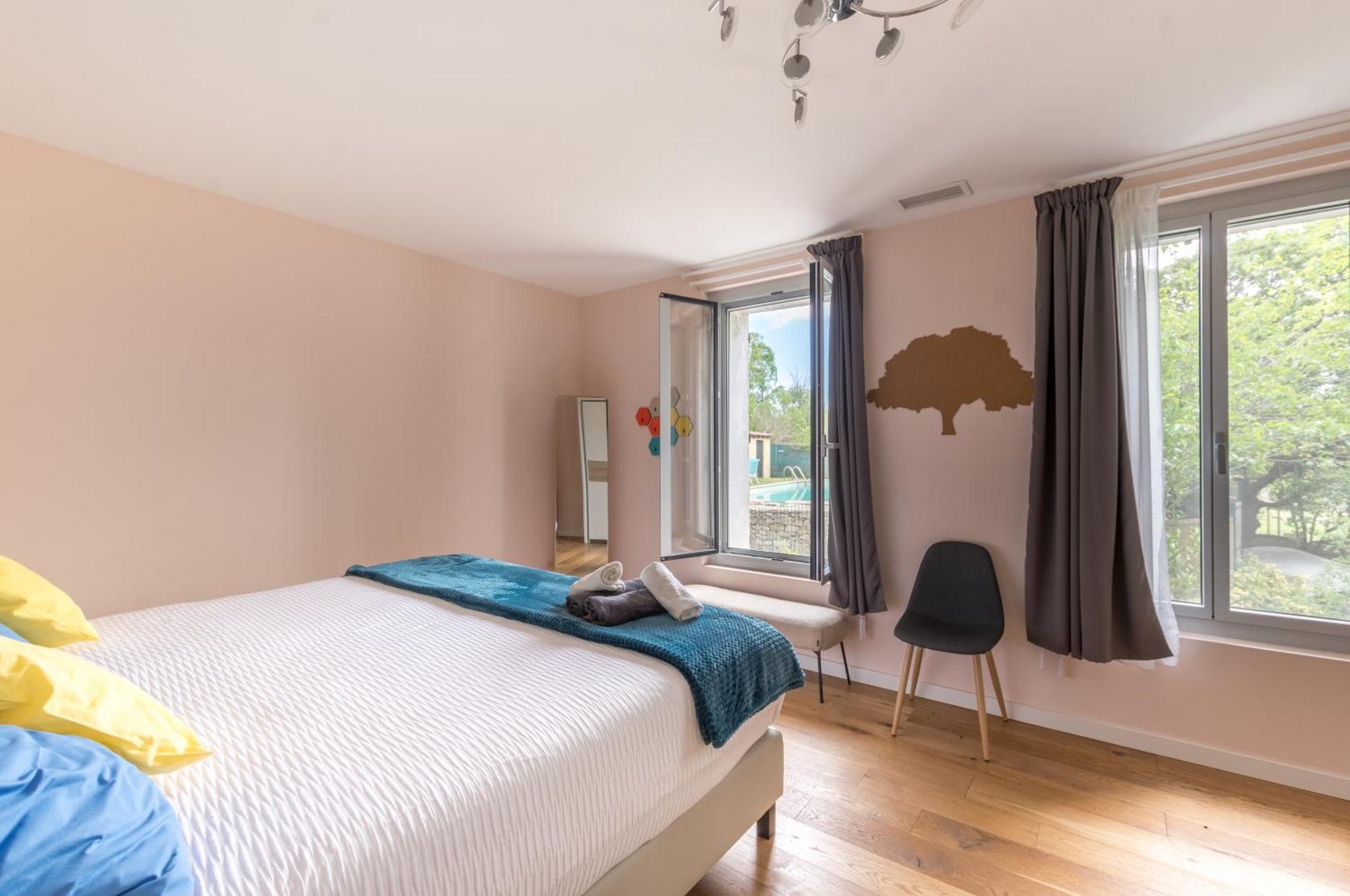 Maison Avec Piscine Location De Vacances Ferme Pedagogique Du Dolmen Le Pouget Zewnętrze zdjęcie